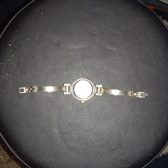 Japan. Watch - Picture 3 of 3